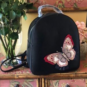 LA vegan leather backpack 🎒